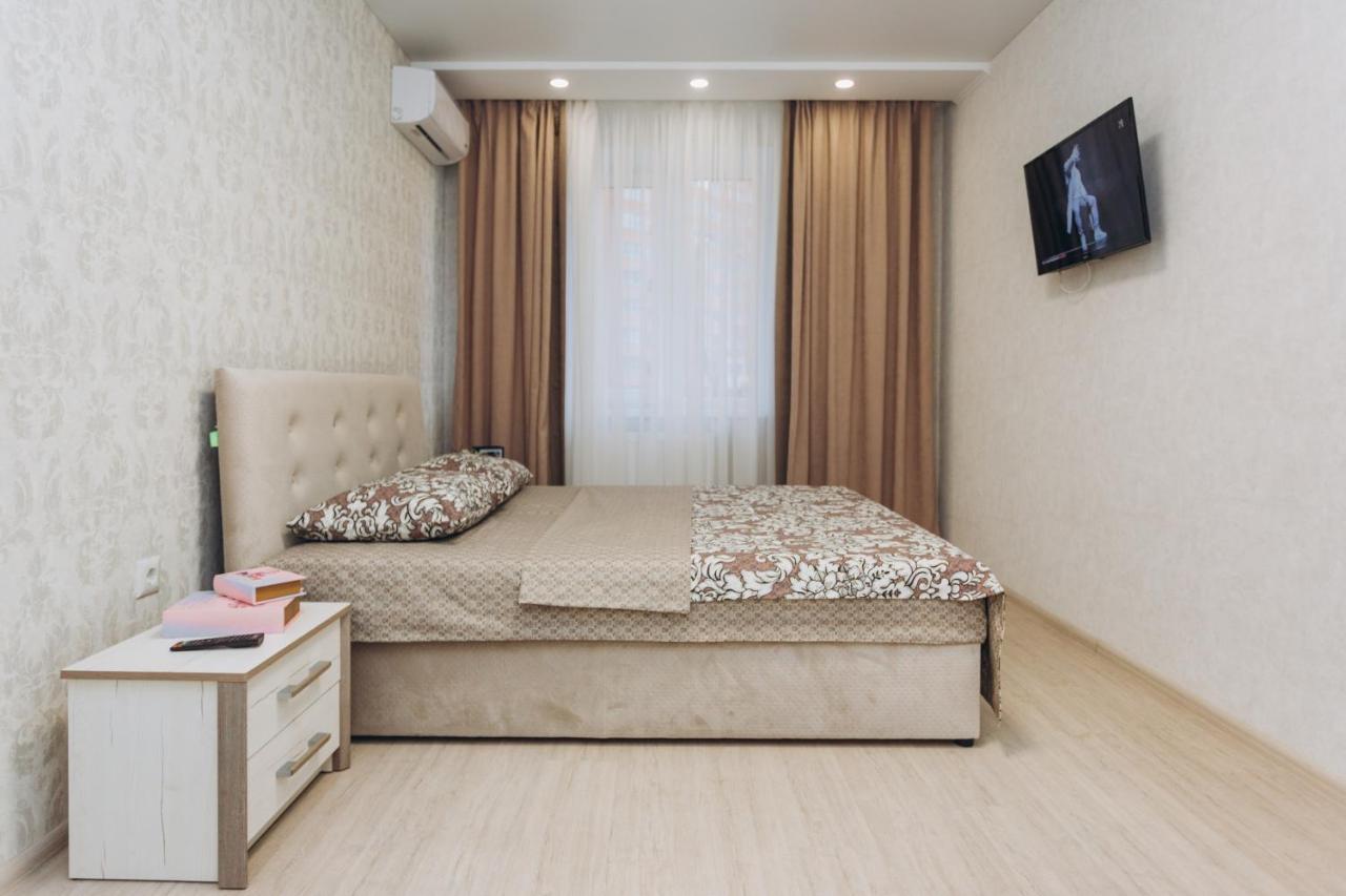 Luxe Apart-Hotel Near Lavina New Building 1 Floor Sumy Exterior photo